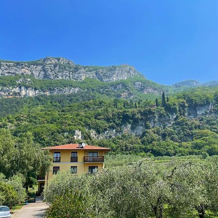 Appartamento Lucia Torbole Sul Garda Exterior foto