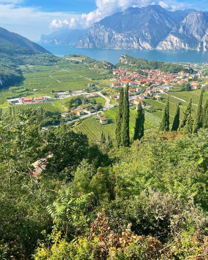 Appartamento Lucia Torbole Sul Garda Exterior foto